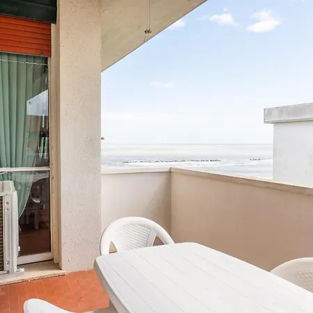 Perseo Seaview ليدو أدريانو